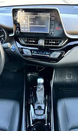 Toyota C-HR cena 114000 przebieg: 52000, rok produkcji 2020 z Warszawa małe 137